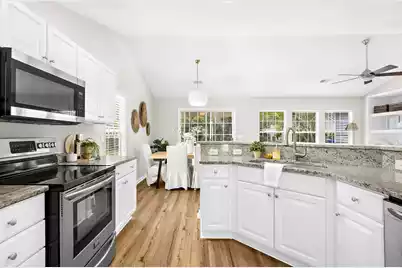 1570 Sweet Myrtle Circle, Mount Pleasant, SC 29466 - Photo 8