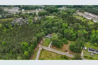 388 Cheyenne Road, Summerville, SC 29483 - Photo 6