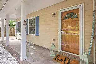 104 Kings Ct, Goose Creek, SC 29445 - Photo 2