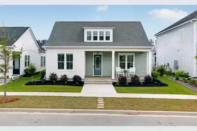 679 Blueway Avenue, Summerville, SC 29486 - Photo 4