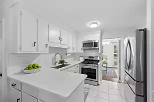 9 Windsor Dr, Charleston, SC 29407 - Photo 16