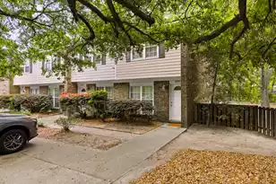 1291 Mathis Ferry Rd, Mount Pleasant, SC 29464 - Photo 2