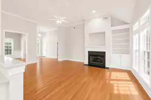 3525 Flowering Oak Way, Mount Pleasant, SC 29466 - Photo 10