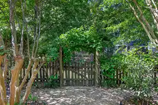 2149 Country Manor Dr, Mount Pleasant, SC 29466 - Photo 22