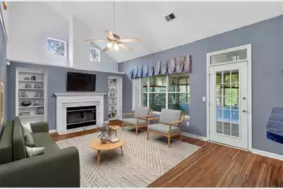 2149 Country Manor Drive, Mount Pleasant, SC 29466 - Photo 10