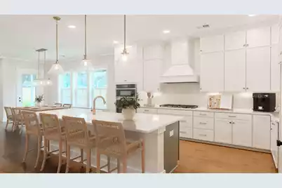 295 Coleman Boulevard W, Mount Pleasant, SC 29464 - Photo 8
