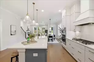 295 Coleman Blvd W, Mount Pleasant, SC 29464 - Photo 12