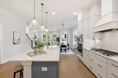 295 Coleman Boulevard W, Mount Pleasant, SC 29464 - Photo 8
