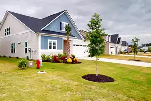 156 Summerwind Dr, Summerville, SC 29486 - Photo 2