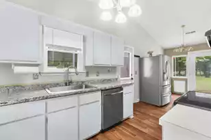 102 Nancy Ln, Summerville, SC 29485 - Photo 12