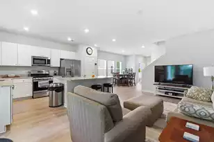 8010 Reagan Wy, North Charleston, SC 29418 - Photo 6