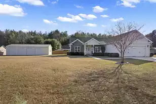 121 Edisto Dane Ln, Ridgeville, SC 29472 - Photo 2