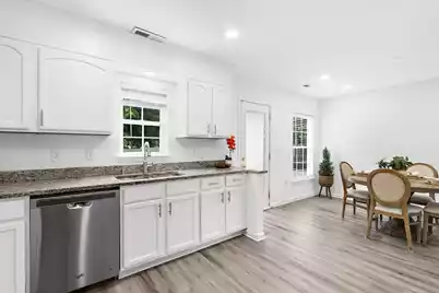 5055 Thornton Drive, Summerville, SC 29485 - Photo 10