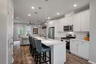 124 Rowans Creek Dr, Charleston, SC 29492 - Photo 2