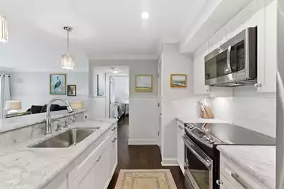 1481 Center Street Ext #Apt 205, Mount Pleasant, SC 29464 - Photo 12
