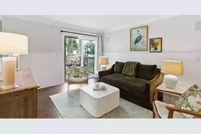 1481 Center Street Ext #Apt 205, Mount Pleasant, SC 29464 - Photo 4