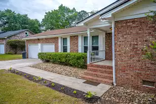 125 Mellard Dr, Goose Creek, SC 29445 - Photo 2