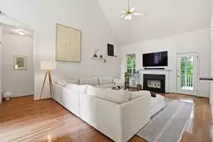 2779 Waterpointe Cir, Mount Pleasant, SC 29466 - Photo 8
