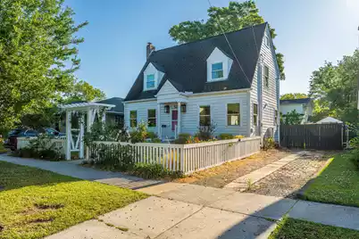 928 Ashley Avenue, Charleston, SC 29403 - Photo 2
