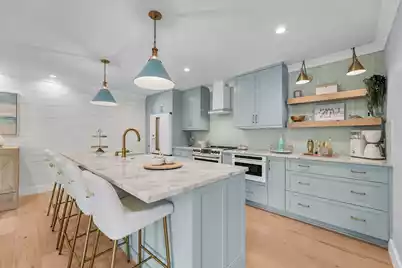 1481 Center Street Extension #204, Mount Pleasant, SC 29464 - Photo 1