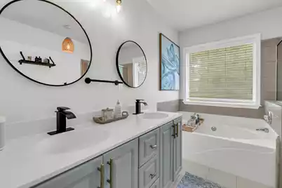 2855 Tradewind Drive, Mount Pleasant, SC 29466 - Photo 8