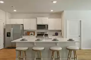 122 Cantley Wy, Holly Hill, SC 29059 - Photo 2