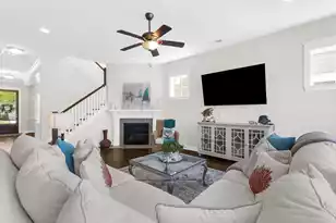 3798 Maidstone Dr, Mount Pleasant, SC 29466 - Photo 4