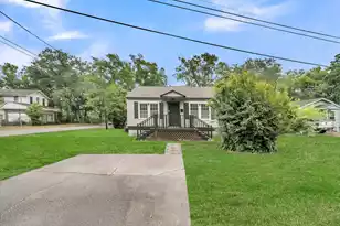 1903 Grayson St, North Charleston, SC 29405 - Photo 2