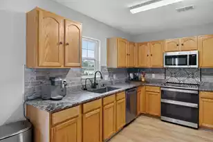 175 Southport Dr, Summerville, SC 29483 - Photo 10