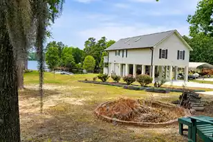 1176 Lesesne Dr, Manning, SC 29102 - Photo 1