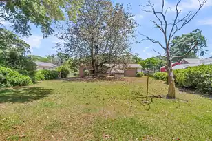 1024 Lepley Rd, Hanahan, SC 29410 - Photo 32