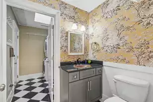 8 Trumbo St, Charleston, SC 29401 - Photo 40