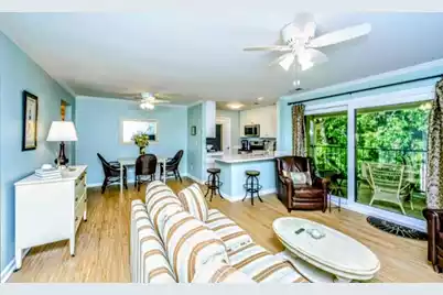 1873 Montclair #C, Mount Pleasant, SC 29464 - Photo 8