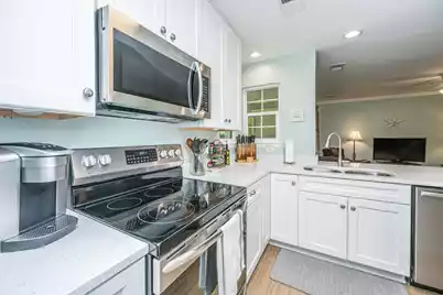 1873 Montclair #C, Mount Pleasant, SC 29464 - Photo 18