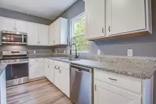 233 Bradford Pointe Dr W, Summerville, SC 29486 - Photo 16