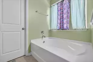 426 Thoroughbred Dr, Moncks Corner, SC 29461 - Photo 32