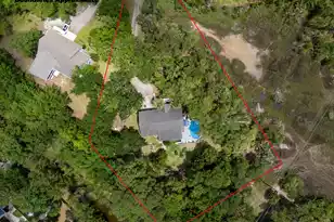 1604 Macoma Rd, Mount Pleasant, SC 29466 - Photo 2