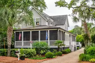 407 Royall Ave, Mount Pleasant, SC 29464 - Photo 1