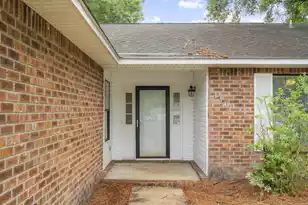 116 Lancelot Hall, Charleston, SC 29418 - Photo 2