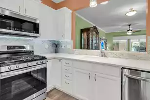 121 Sea Lavender Ln, Summerville, SC 29486 - Photo 6