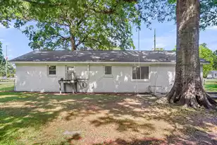 202 Sprucewood Dr, Summerville, SC 29485 - Photo 26