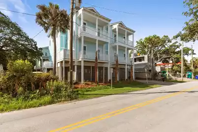 108 Hudson Avenue E, Folly Beach, SC 29439 - Photo 80