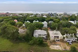 504 Beach Ct W, Folly Beach, SC 29439 - Photo 1