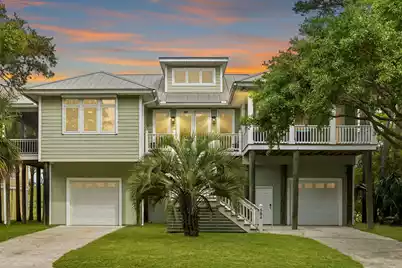 504 Beach Court W, Folly Beach, SC 29439 - Photo 2