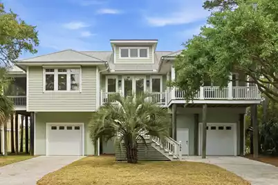 504 Beach Court W, Folly Beach, SC 29439 - Photo 4