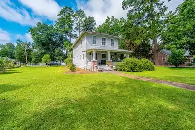 401 Johnston Street, Saint George, SC 29477 - Photo 1