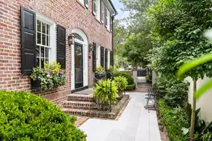 63 King St, Charleston, SC 29401 - Photo 2