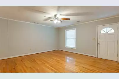 692 York Street, Mount Pleasant, SC 29464 - Photo 8