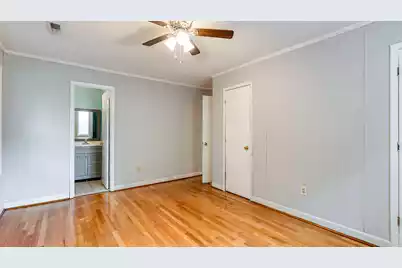 692 York Street, Mount Pleasant, SC 29464 - Photo 18
