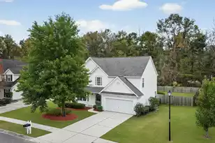176 Thousand Oaks Cir, Goose Creek, SC 29445 - Photo 2